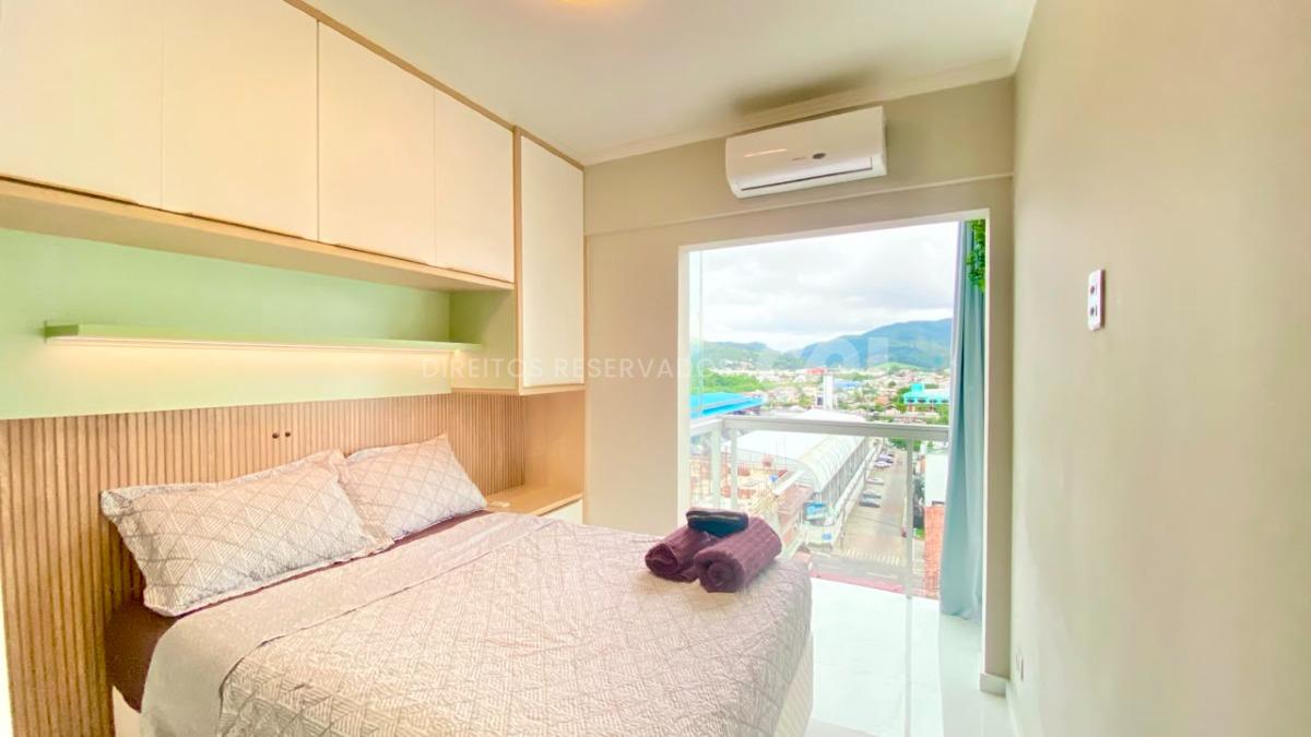 Apartamento com 2 Quartos no Edifício Teorema na Barra Sul de Balneário Camboriú