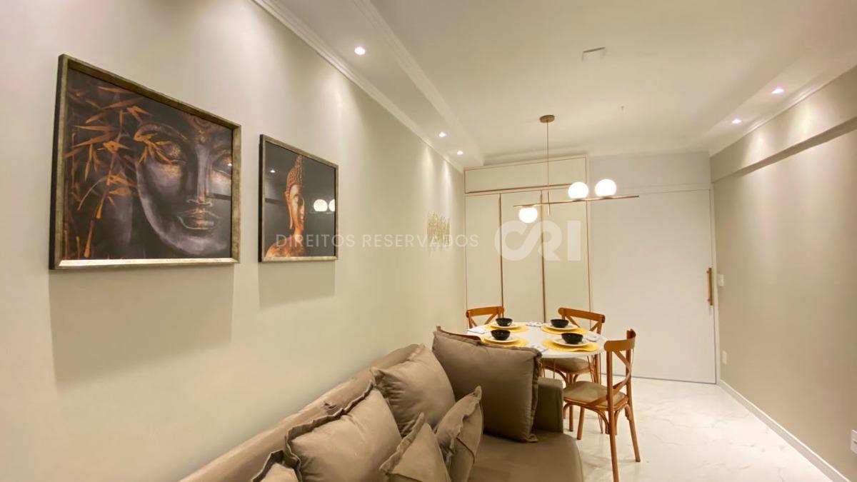 Apartamento com 2 Quartos no Edifício Teorema na Barra Sul de Balneário Camboriú