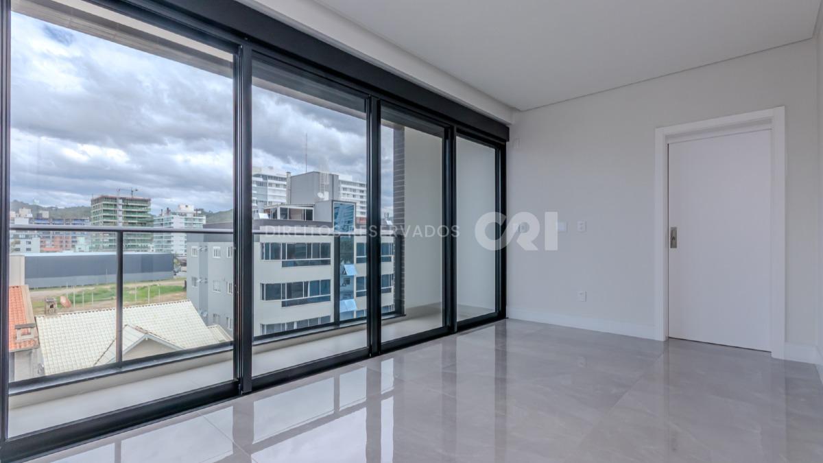 Cobertura Duplex com 3 Suítes no Brava Center Residence na Praia Brava em Itajaí