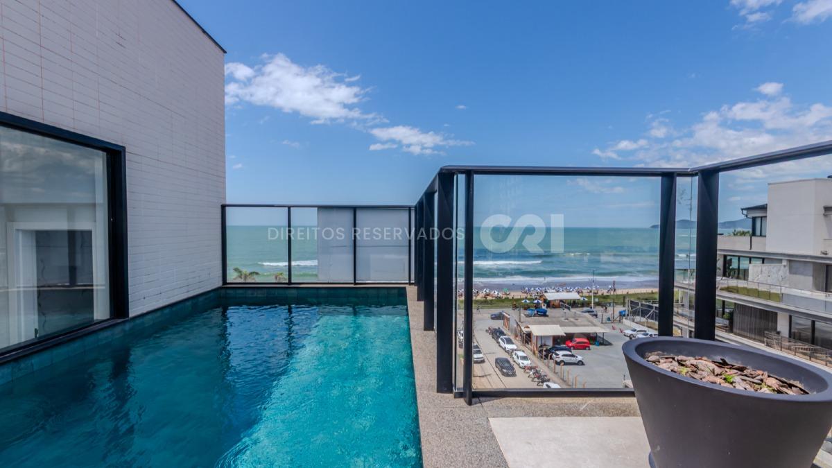 Cobertura Duplex com 3 Suítes no Brava Center Residence na Praia Brava em Itajaí
