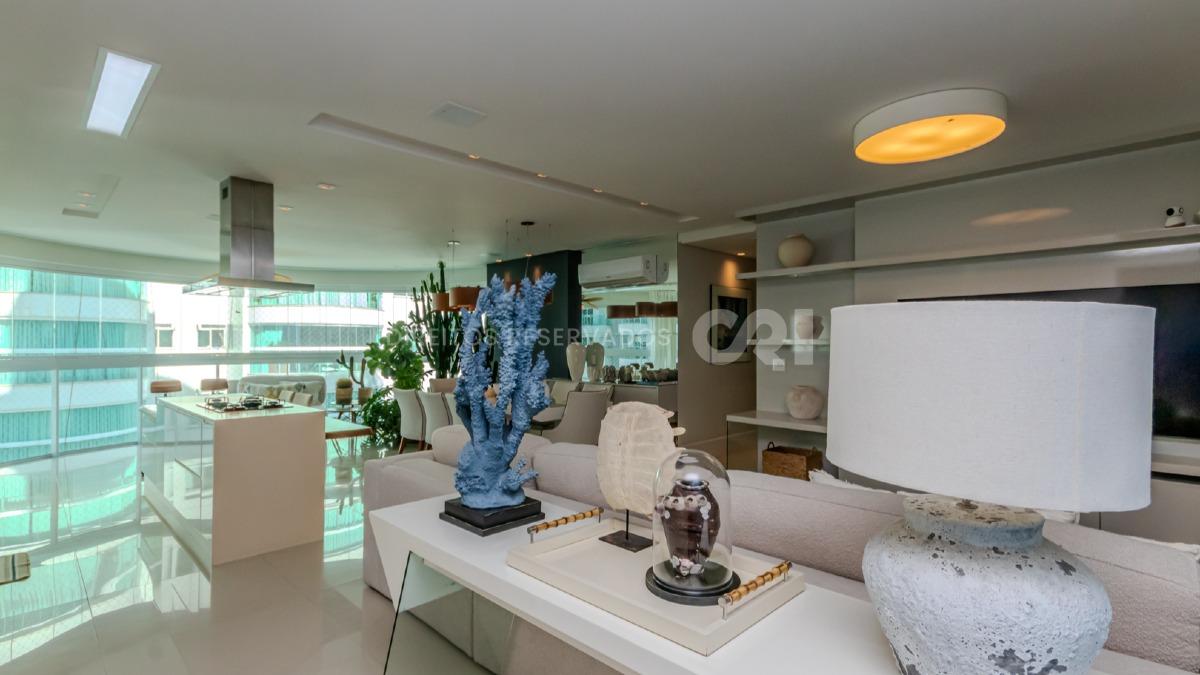 Apartamento com 3 quartos no Brava Beach Aroeira na Praia Brava em Itajaí