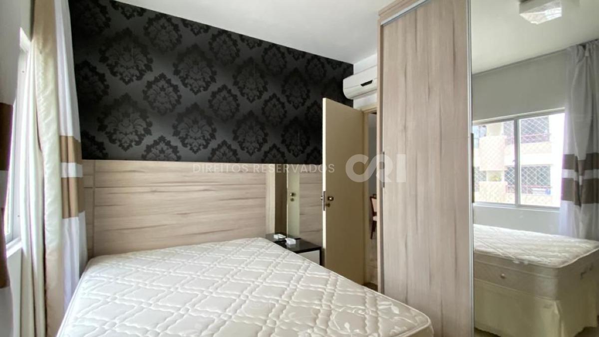 Apartamento com 2 quartos no Edifício Ágata no Centro de Balneário Camboriú