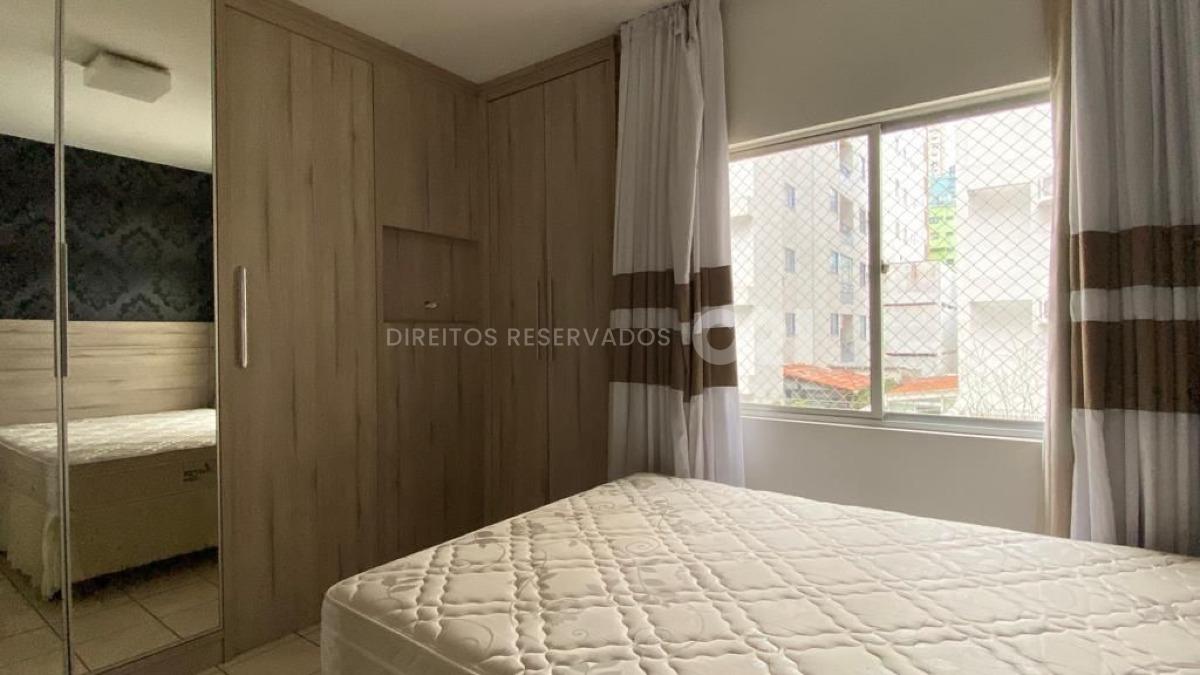 Apartamento com 2 quartos no Edifício Ágata no Centro de Balneário Camboriú