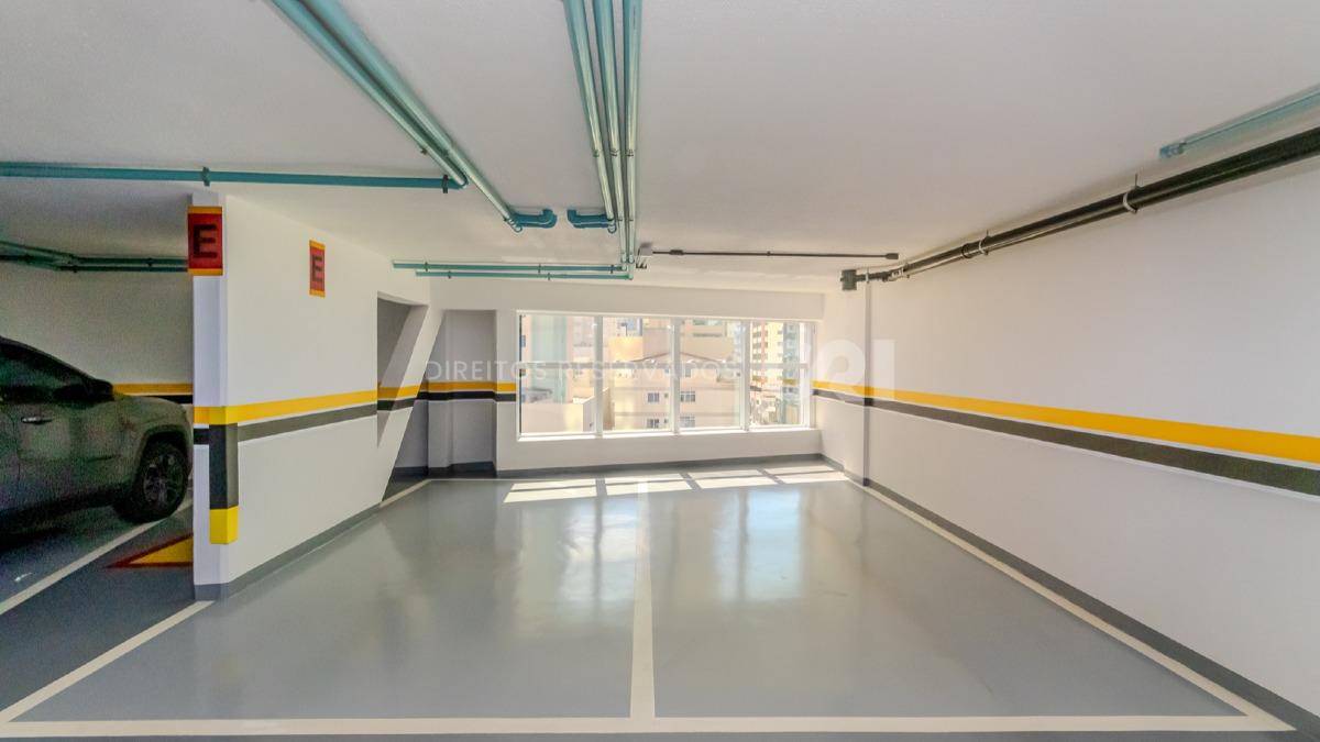 Apartamento com 4 quartos no Elenzaga Tower no Centro de Balneário Camboriú