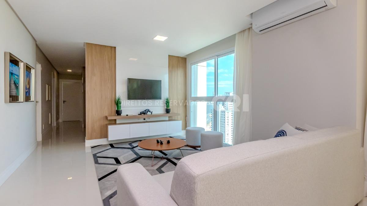 Apartamento com 4 quartos no Elenzaga Tower no Centro de Balneário Camboriú