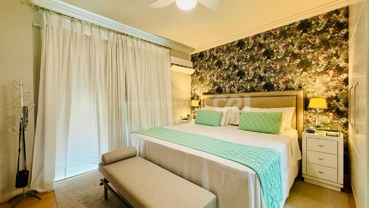 Apartamento com 3 Suítes Frente Mar no Arc de Triomphe no Pioneiros em Balneário Camboriú