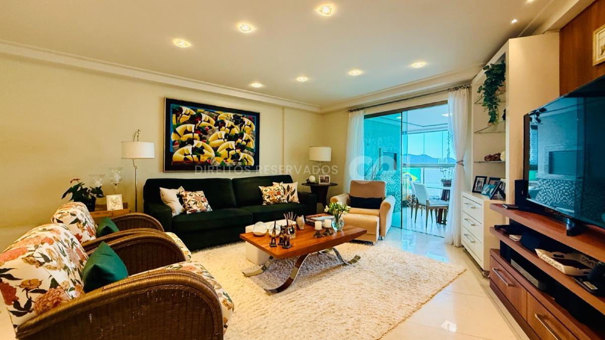 Apartamento com 3 Suítes Frente Mar no Arc de Triomphe no Pioneiros em Balneário Camboriú