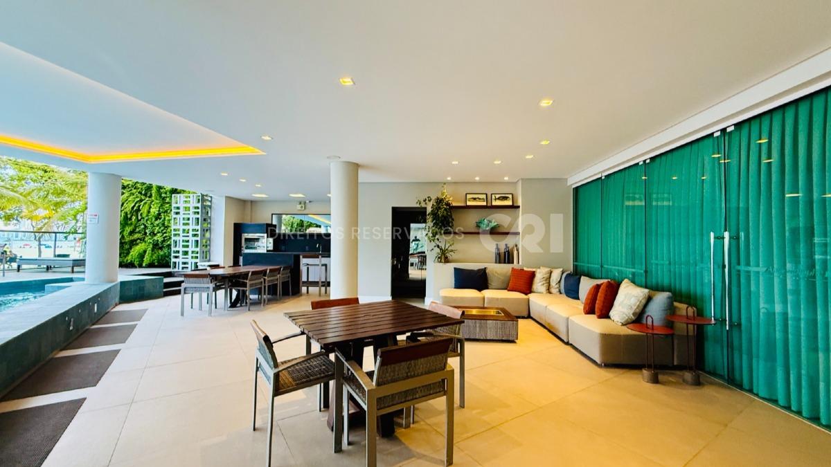 Apartamento com 3 Suítes Frente Mar no Arc de Triomphe no Pioneiros em Balneário Camboriú