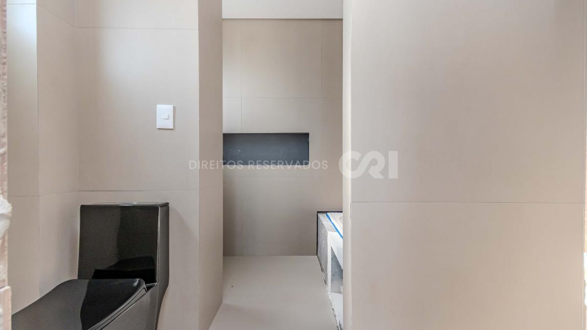 Apartamento com 3 suítes no Edifício Barão de Albuquerque no bairro Fazenda em Itajaí