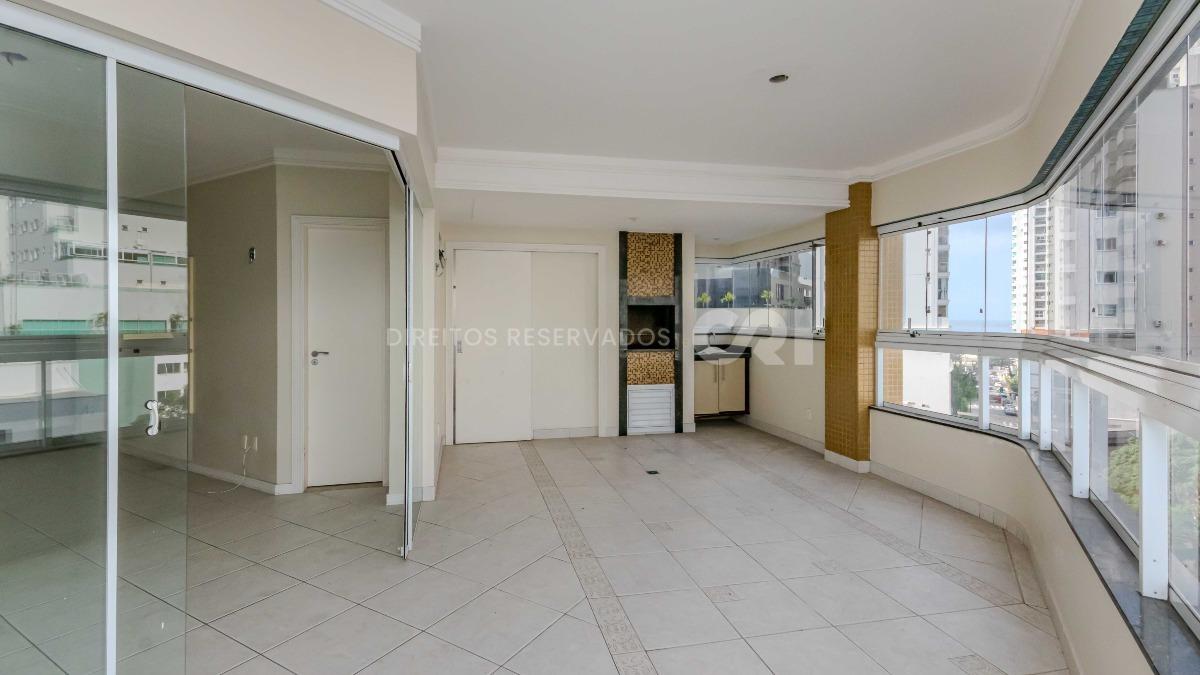Apartamento com 3 quartos no Edificio Imperialle no Pioneiros em Balneario Camboriú