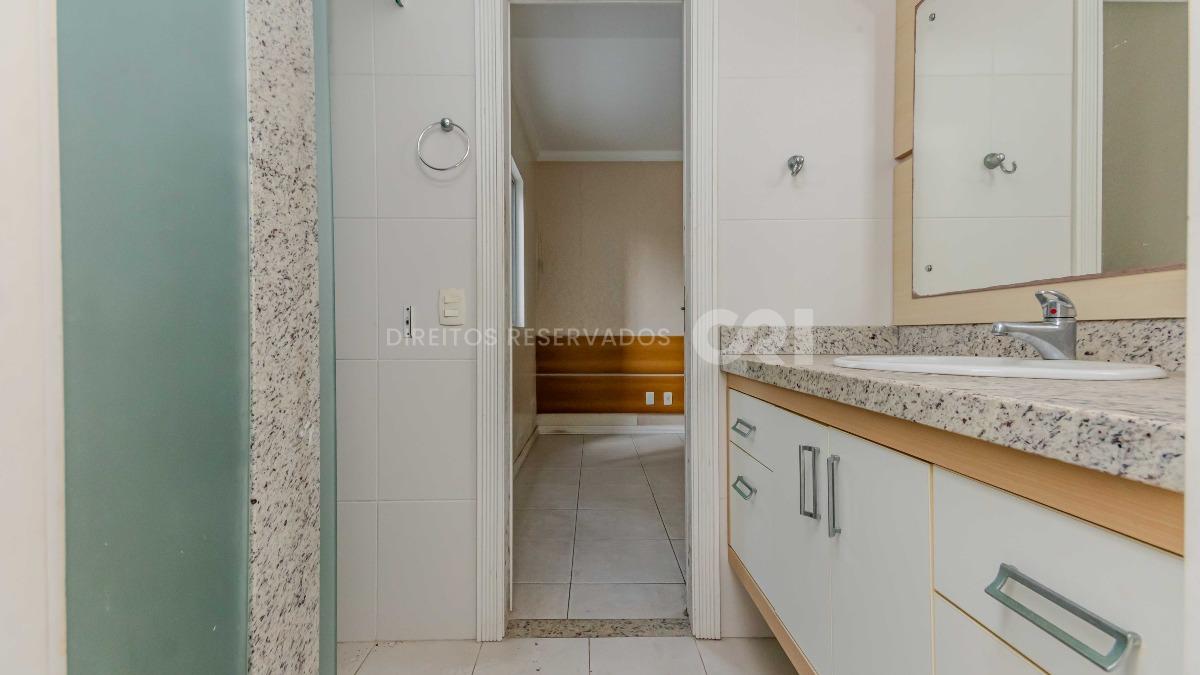 Apartamento com 3 quartos no Edificio Imperialle no Pioneiros em Balneario Camboriú