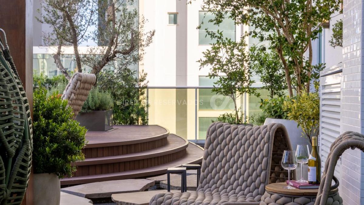 Apartamento Diferenciado com 3 Suítes no Phoenix Tower na Barra Sul de Balneário Camboriú