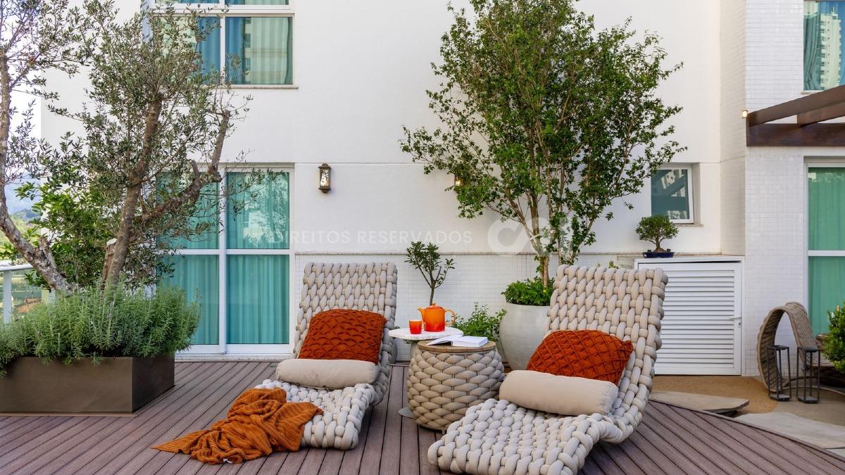 Apartamento Diferenciado com 3 Suítes no Phoenix Tower na Barra Sul de Balneário Camboriú