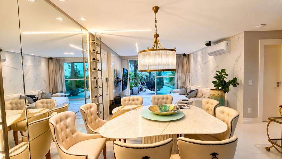 Apartamento Diferenciado com 3 Suítes no Phoenix Tower na Barra Sul de Balneário Camboriú