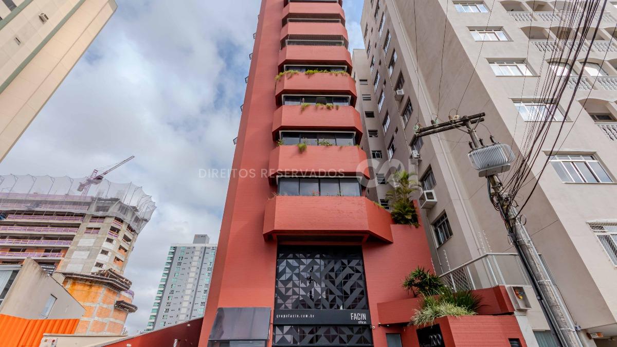 Apartamento com 3 quartos no Edifício Sagres no Centro de Itajaí