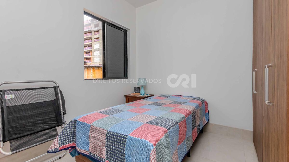Apartamento com 3 quartos no Edifício Sagres no Centro de Itajaí