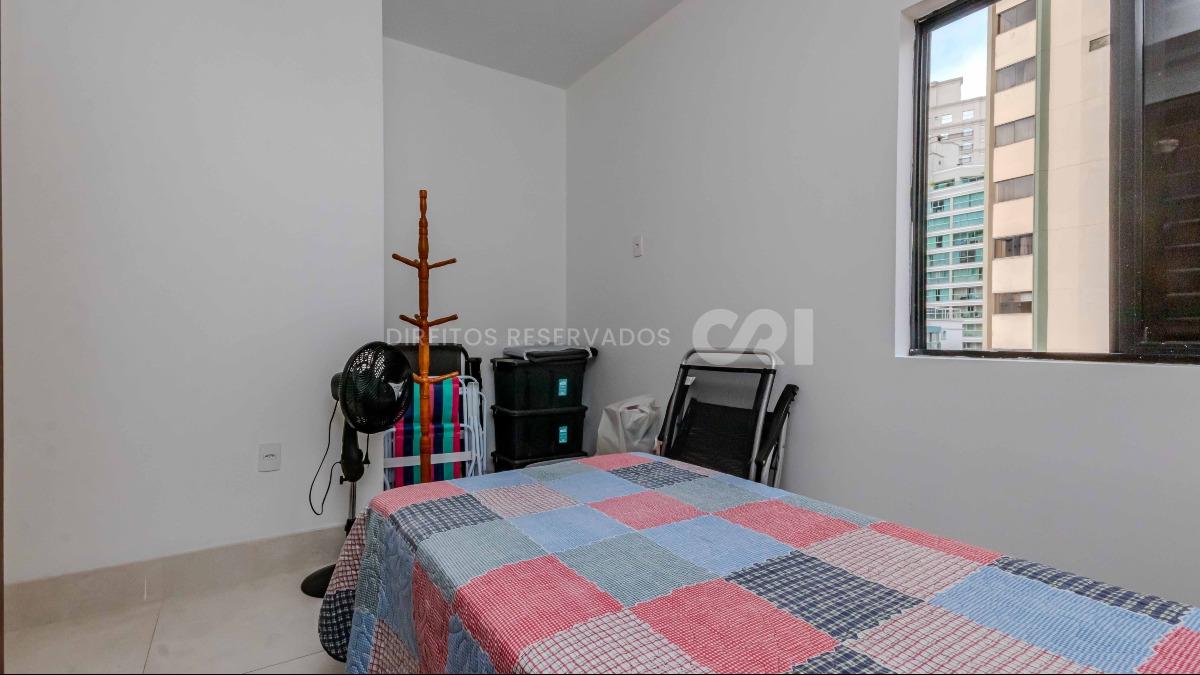 Apartamento com 3 quartos no Edifício Sagres no Centro de Itajaí