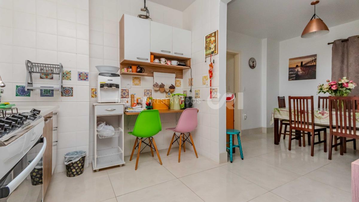 Apartamento com 3 quartos no Edifício Sagres no Centro de Itajaí