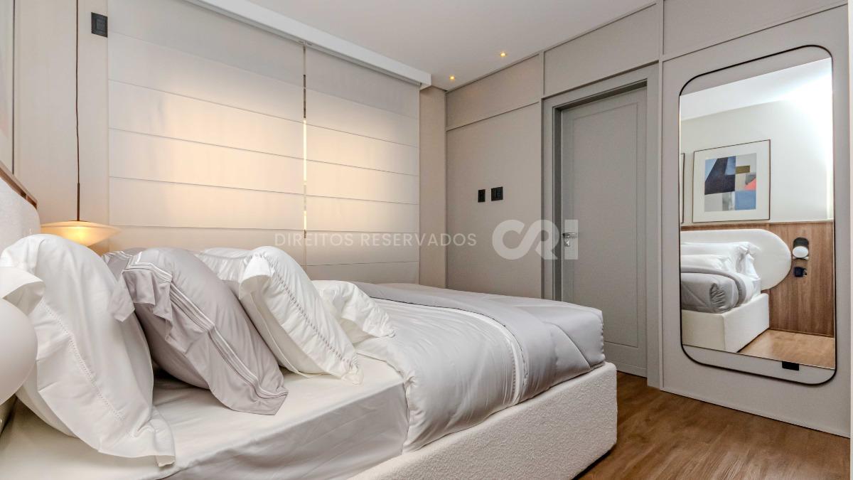 Apartamento com 4 suítes no Edifício Baturité na Barra Sul em Balneário Camboriú