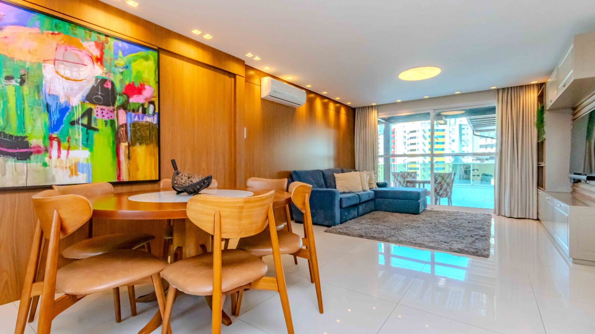 Apartamento com 3 Suítes no Phoenix Tower na Barra Sul de Balneário Camboriú