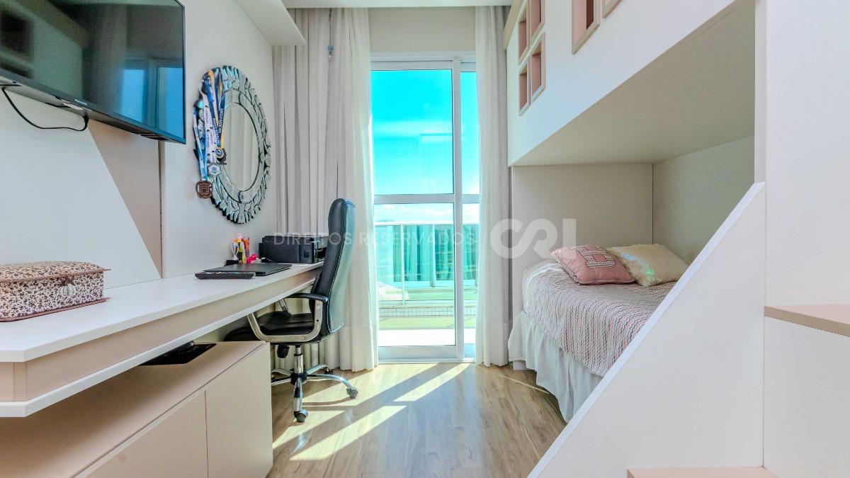 Apartamento com 3 Suítes no Phoenix Tower na Barra Sul de Balneário Camboriú