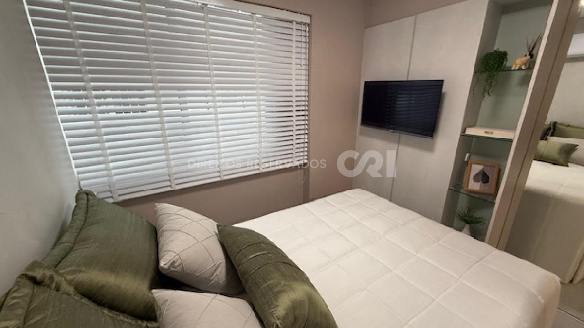 Apartamento com 2 quartos no Edifício Imperatriz no Centro de Balneário Camboriú