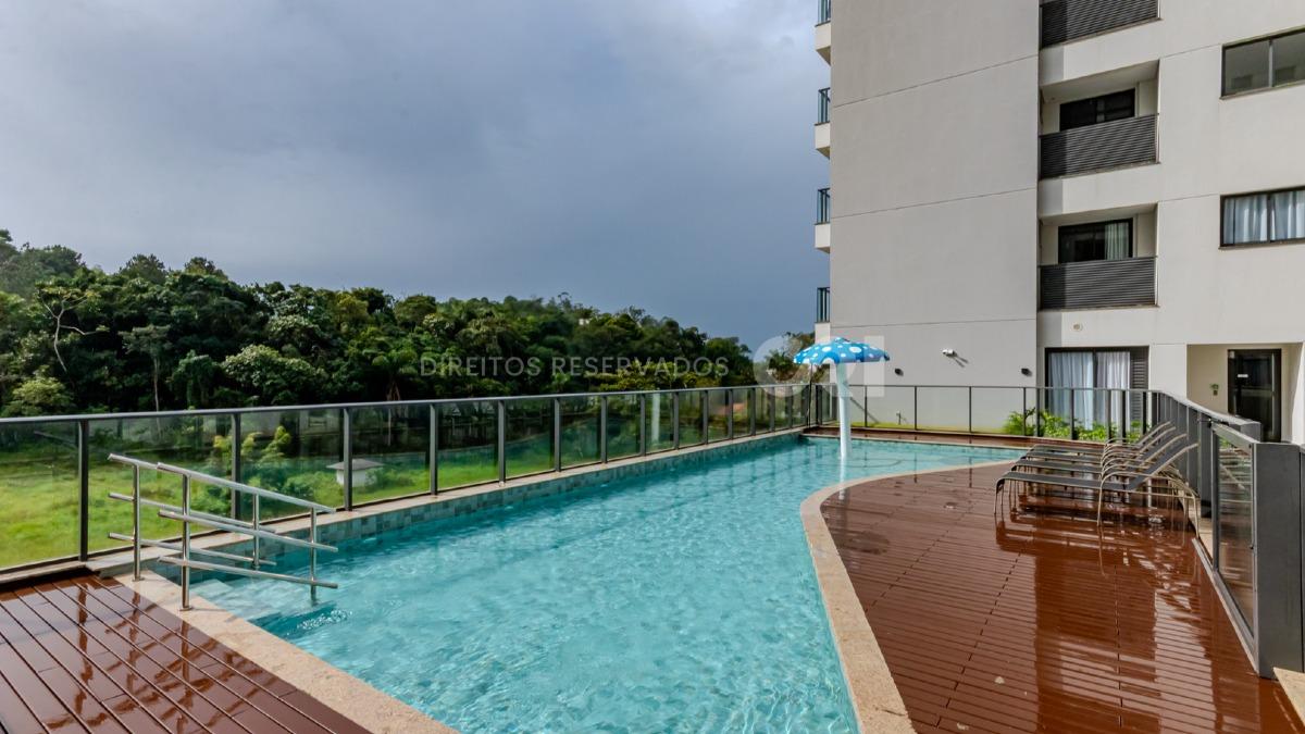 Apartamento com 3 suítes no Brava Garden na Praia Brava em Itajaí