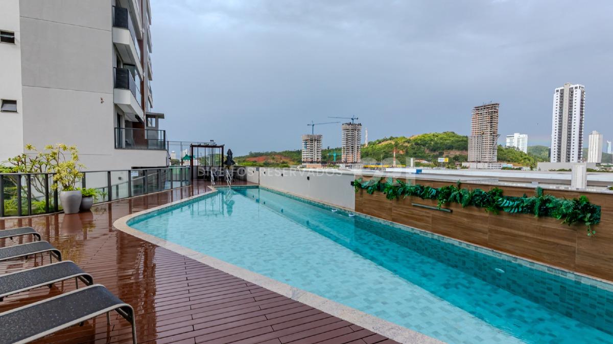 Apartamento com 3 suítes no Brava Garden na Praia Brava em Itajaí
