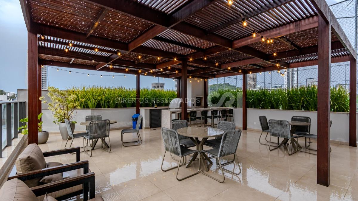 Apartamento com 3 suítes no Brava Garden na Praia Brava em Itajaí
