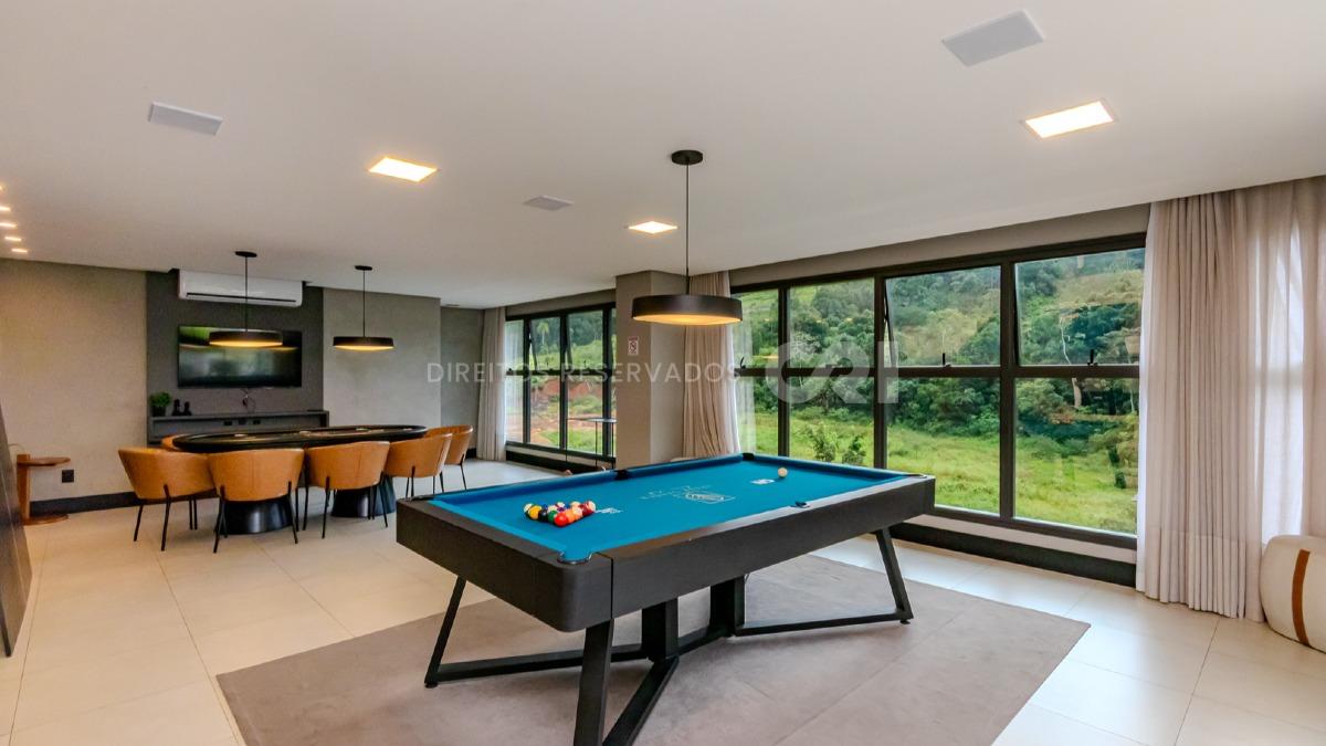 Apartamento com 3 suítes no Brava Garden na Praia Brava em Itajaí