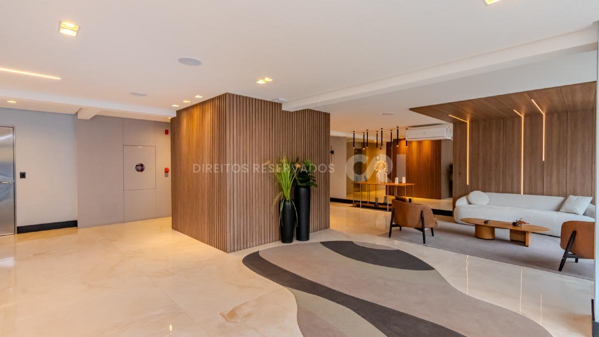 Apartamento com 3 suítes no Brava Garden na Praia Brava em Itajaí