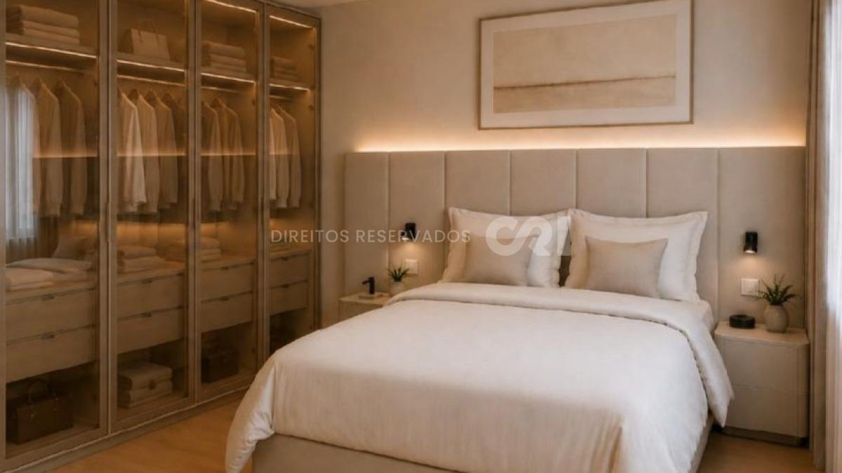 Apartamento de 153 m² com 4 e suítes Zaha Building na Meia Praia, Itapema