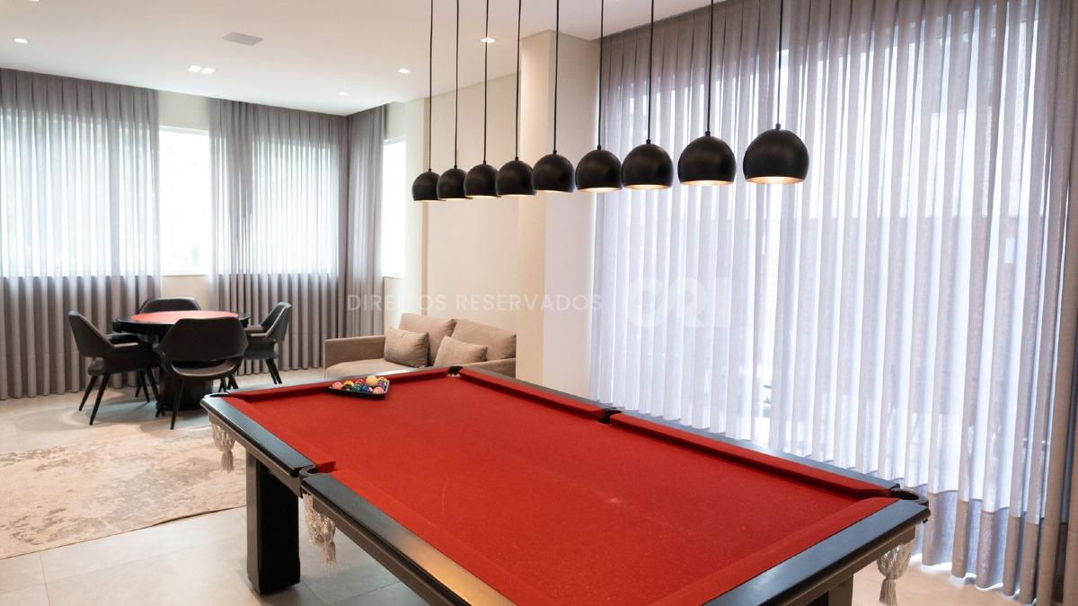 Apartamento com 4 Suítes no Porto Vila Residence em Meia Praia, Itapema