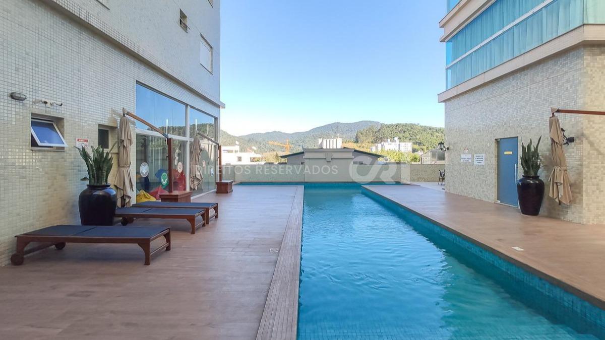 Apartamento com 3 Suítes no Le Tre Torri no Centro de Itapema