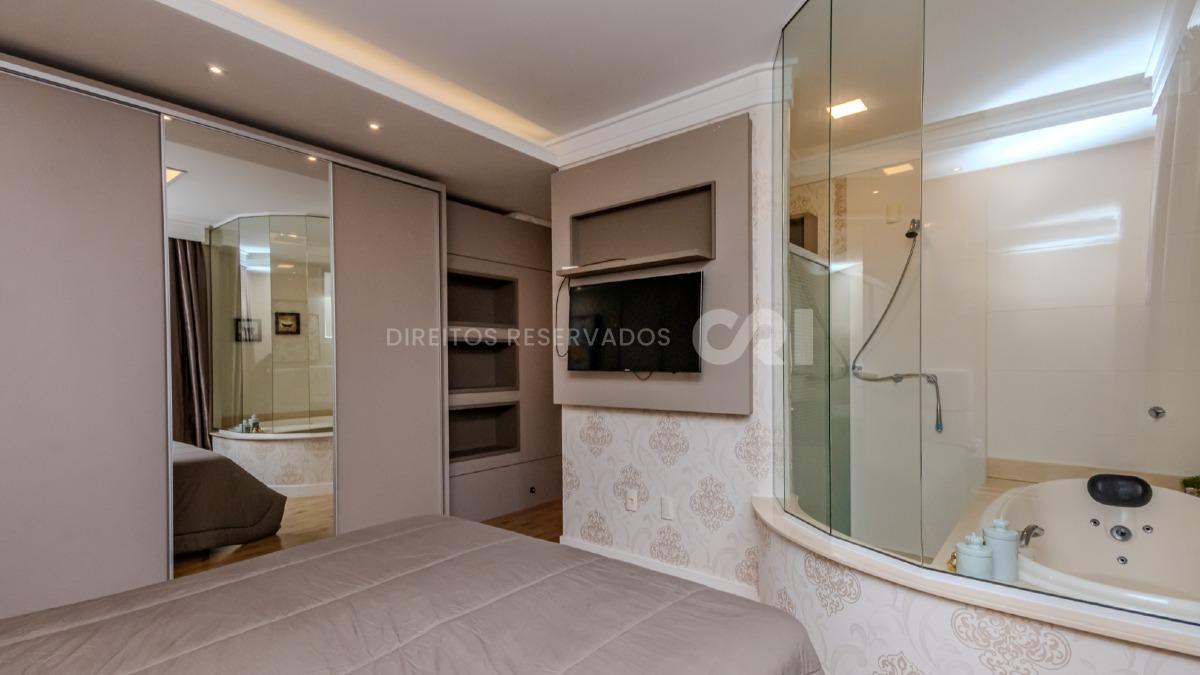Apartamento com 3 Suítes no Edifício Vicenzo Residence na Meia Praia em Itapema