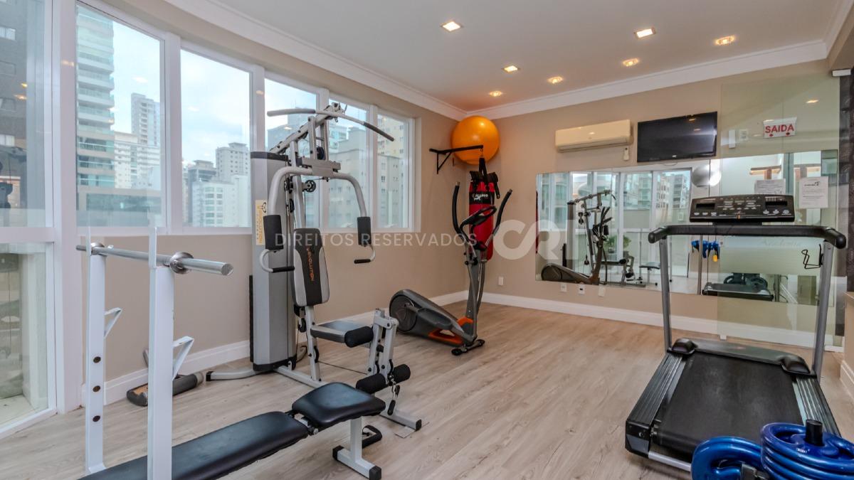 Apartamento com 3 Suítes no Edifício Vicenzo Residence na Meia Praia em Itapema