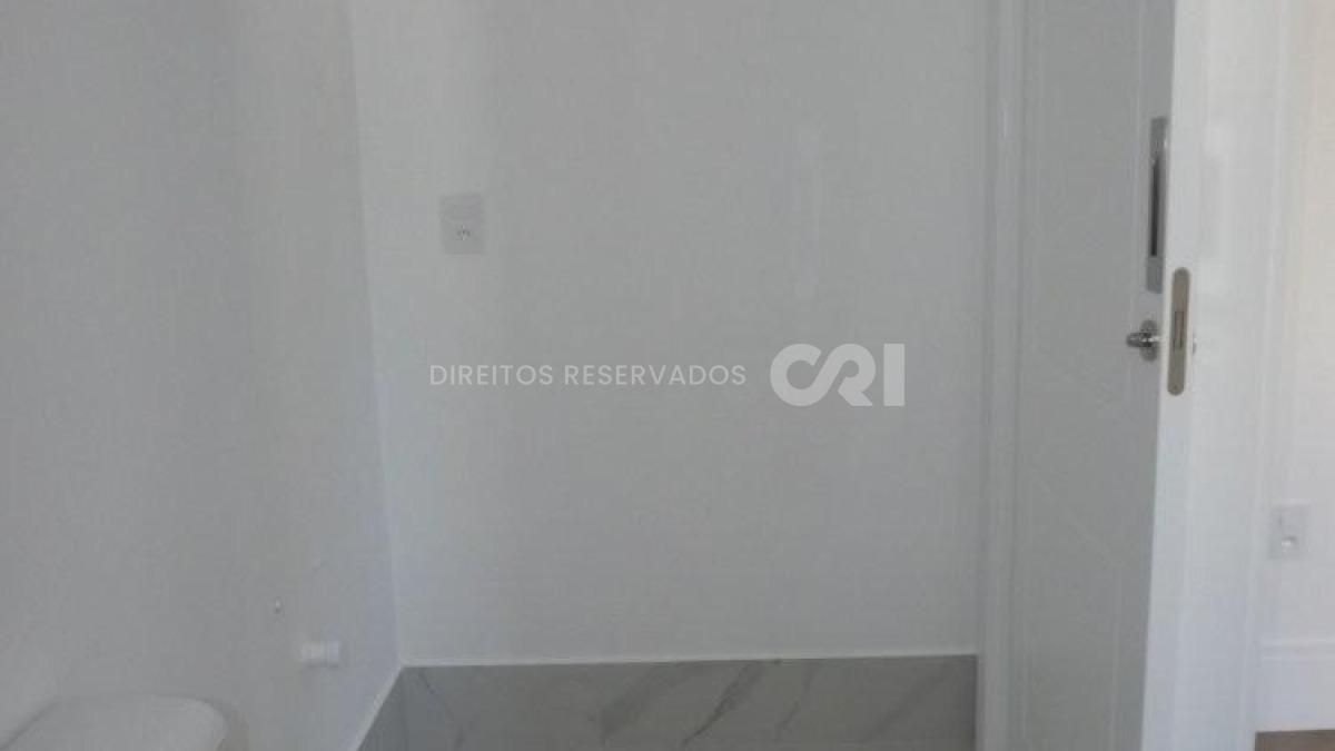 Apartamento com 4 Suítes no La Dolce Vitta no Centro de Itapema