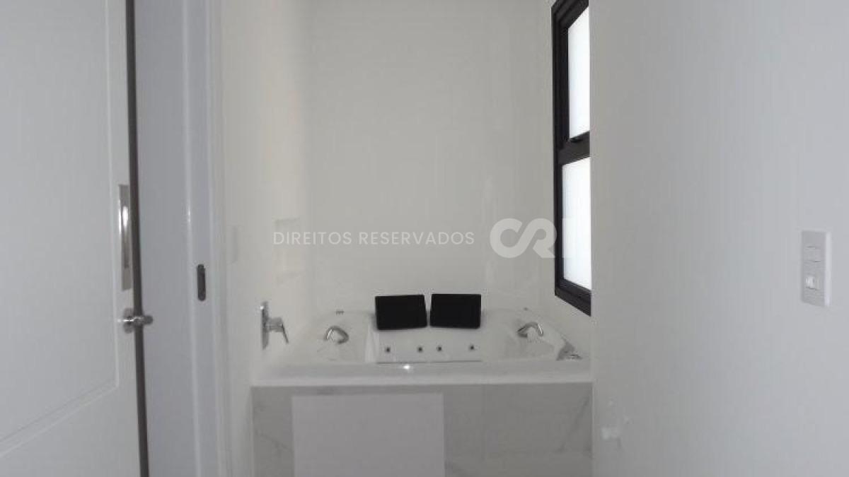 Apartamento com 4 Suítes no La Dolce Vitta no Centro de Itapema