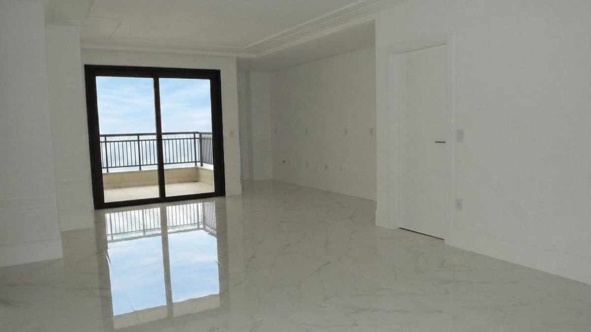 Apartamento com 4 Suítes no La Dolce Vitta no Centro de Itapema