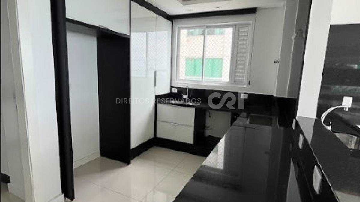 Apartamento com 3 Suítes no Sun City em Estreito, Itapema