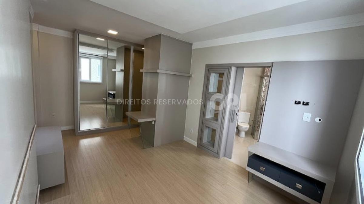Apartamento com 3 Suítes no Sun City em Estreito, Itapema