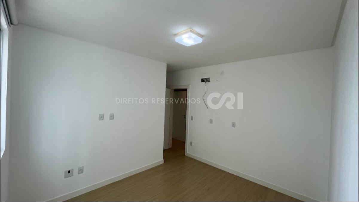 Apartamento com 3 Suítes no Sun City em Estreito, Itapema