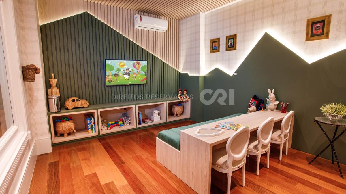 Apartamento com 4 Suítes no Magnum em Meia Praia, Itapema