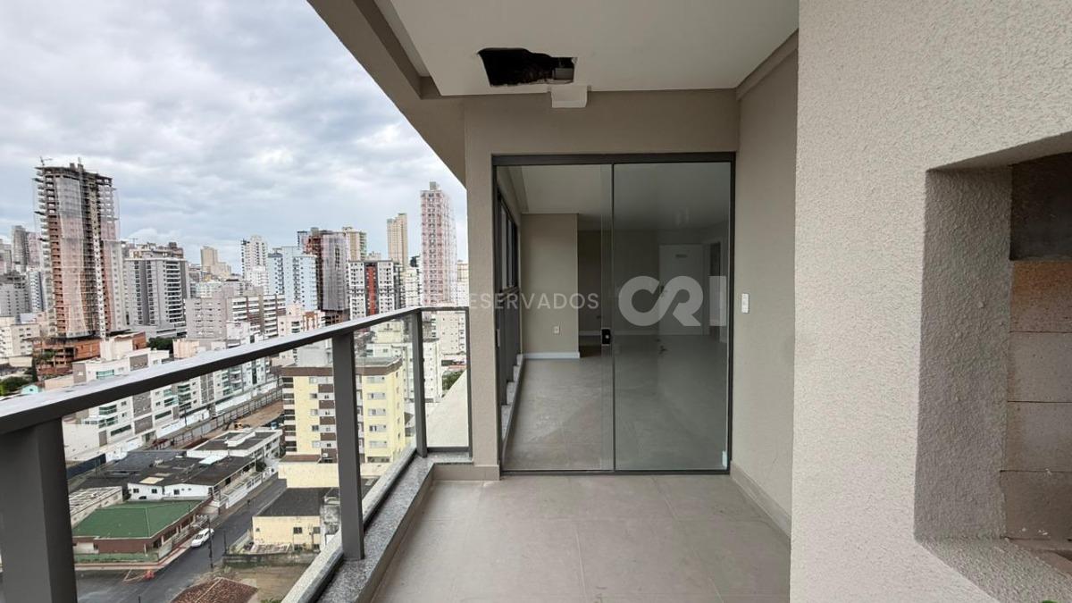 Apartamento com 2 Suítes no Edifício Haute na Meia Praia, Itapema