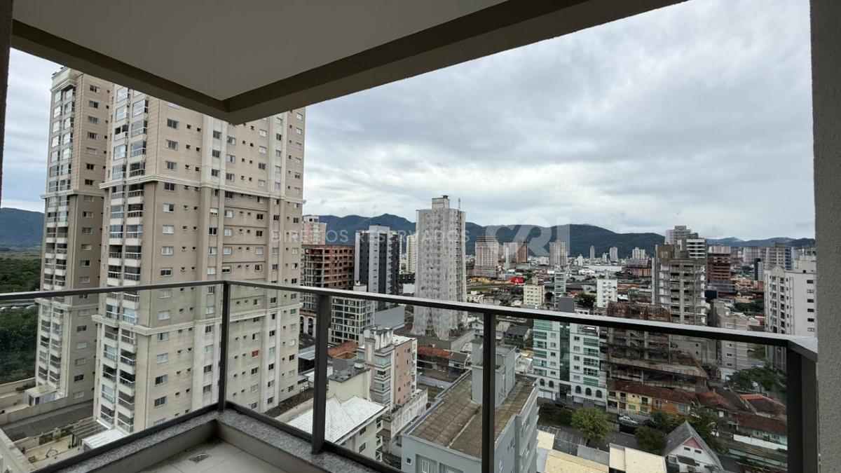 Apartamento com 2 Suítes no Edifício Haute na Meia Praia, Itapema
