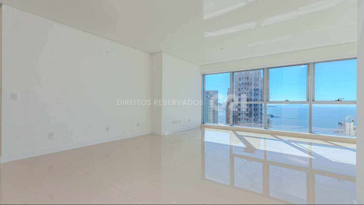 Apartamento com 4 Suítes no Vitra by Pininfarina no Centro de Balneário Camboriú