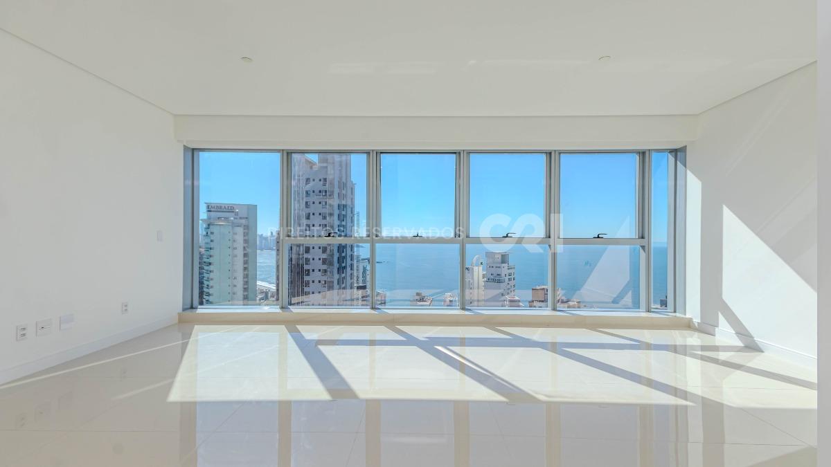 Apartamento com 4 Suítes no Vitra by Pininfarina no Centro de Balneário Camboriú