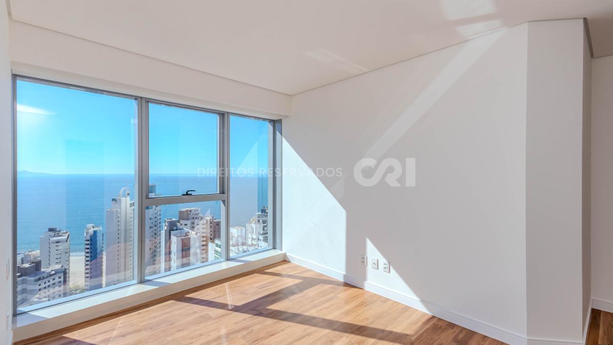 Apartamento com 4 Suítes no Vitra by Pininfarina no Centro de Balneário Camboriú