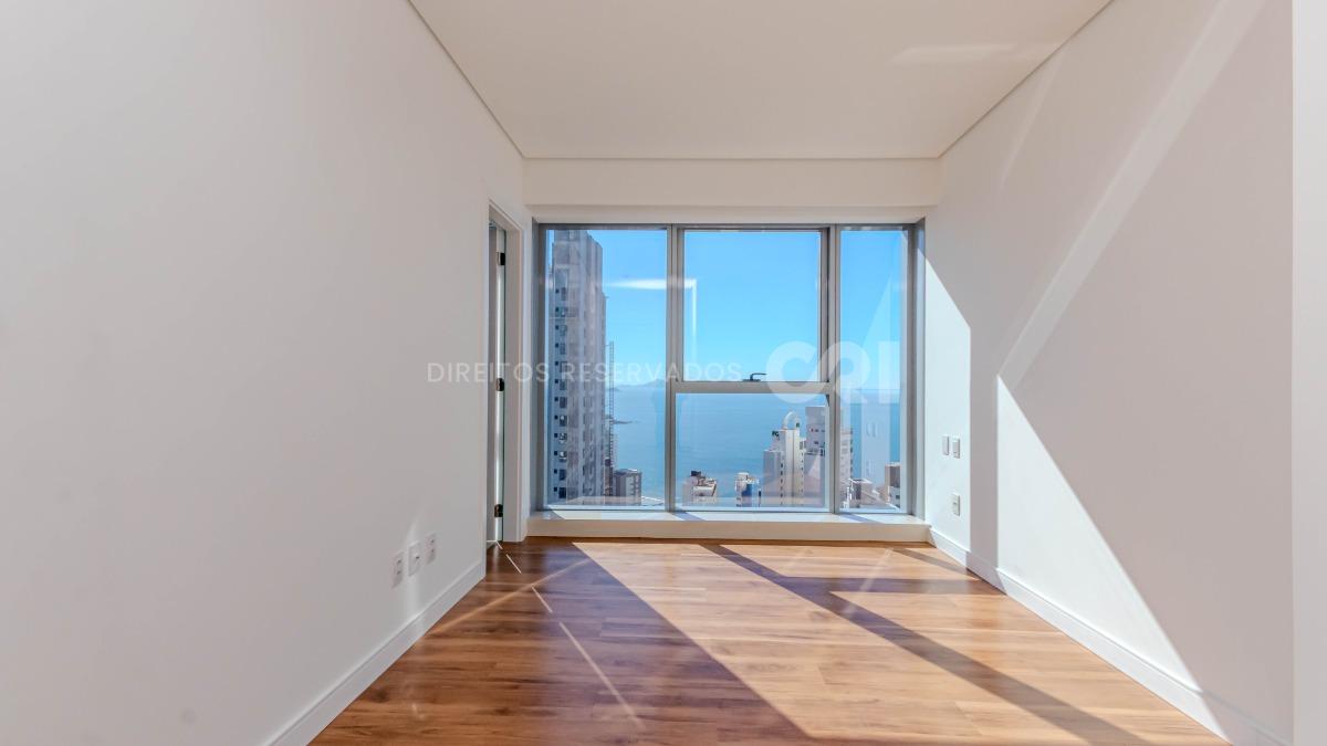 Apartamento com 4 Suítes no Vitra by Pininfarina no Centro de Balneário Camboriú
