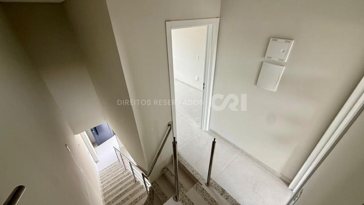 Cobertura Triplex com 3 Suítes no edifício Porto Seguro na Vila Nova em Porto Belo